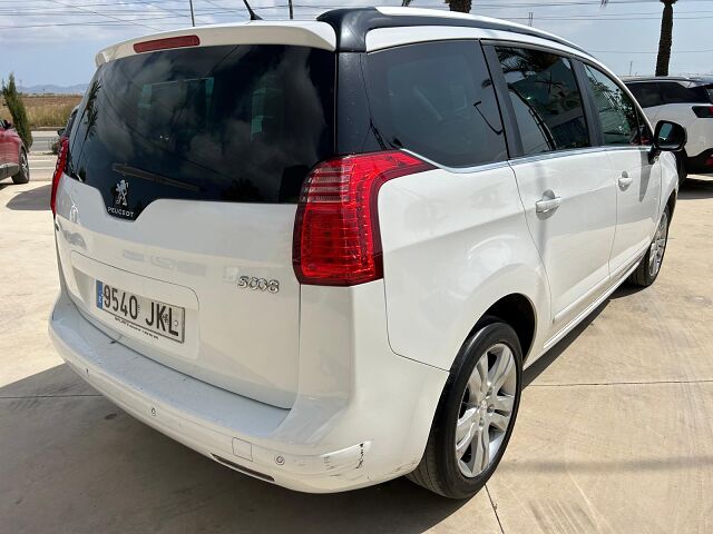 PEUGEOT 5008 STYLE 1.6 HDI AUTO SPANISH LHD IN SPAIN 91000 MILES 7 SEATS 2015